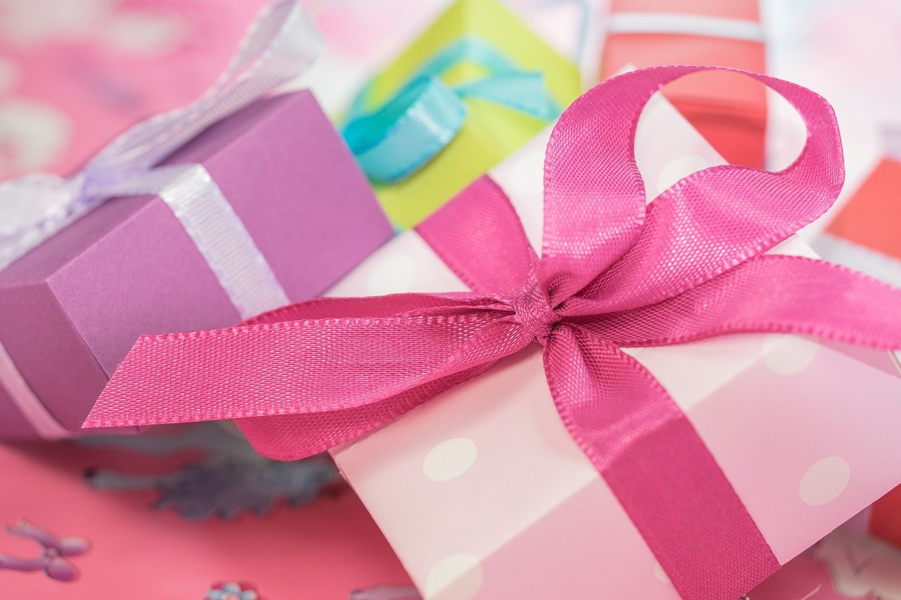7 Tips to Build Your Gift Wish List
